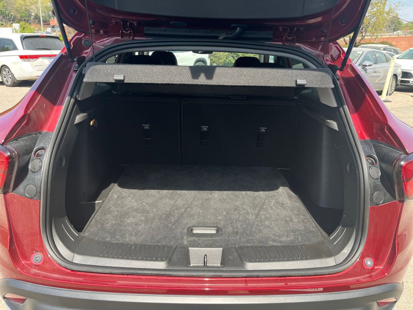 Used 2025 Chevrolet Trax LT image 29