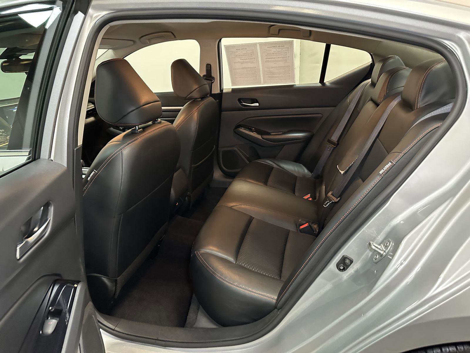 Used 2024 Nissan Altima 2.5 SR image 30