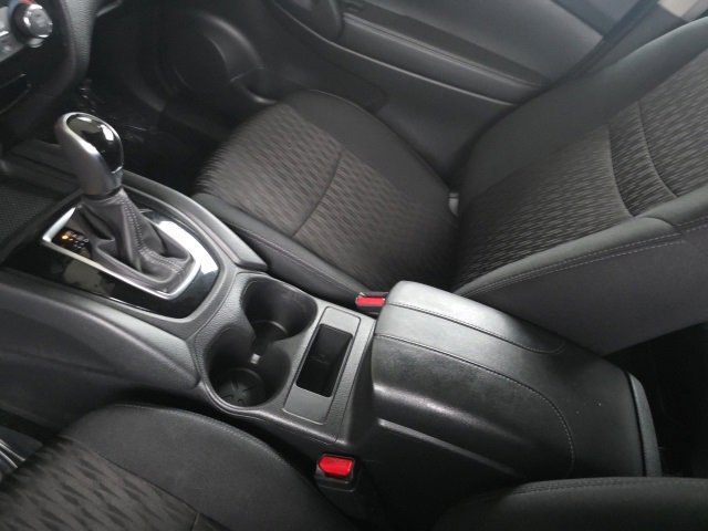 Used 2019 Nissan Rogue S image 28