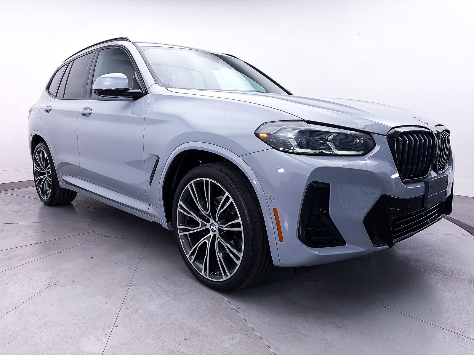 Used 2023 BMW X3 sDrive30i w/ M Sport Package RWD image 13