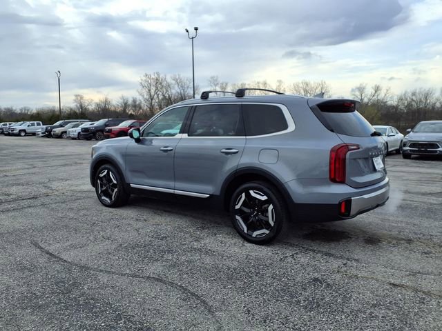Used 2025 Kia Telluride S image 33