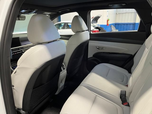 Used 2026 Hyundai Tucson Limited AWD/4WD image 17