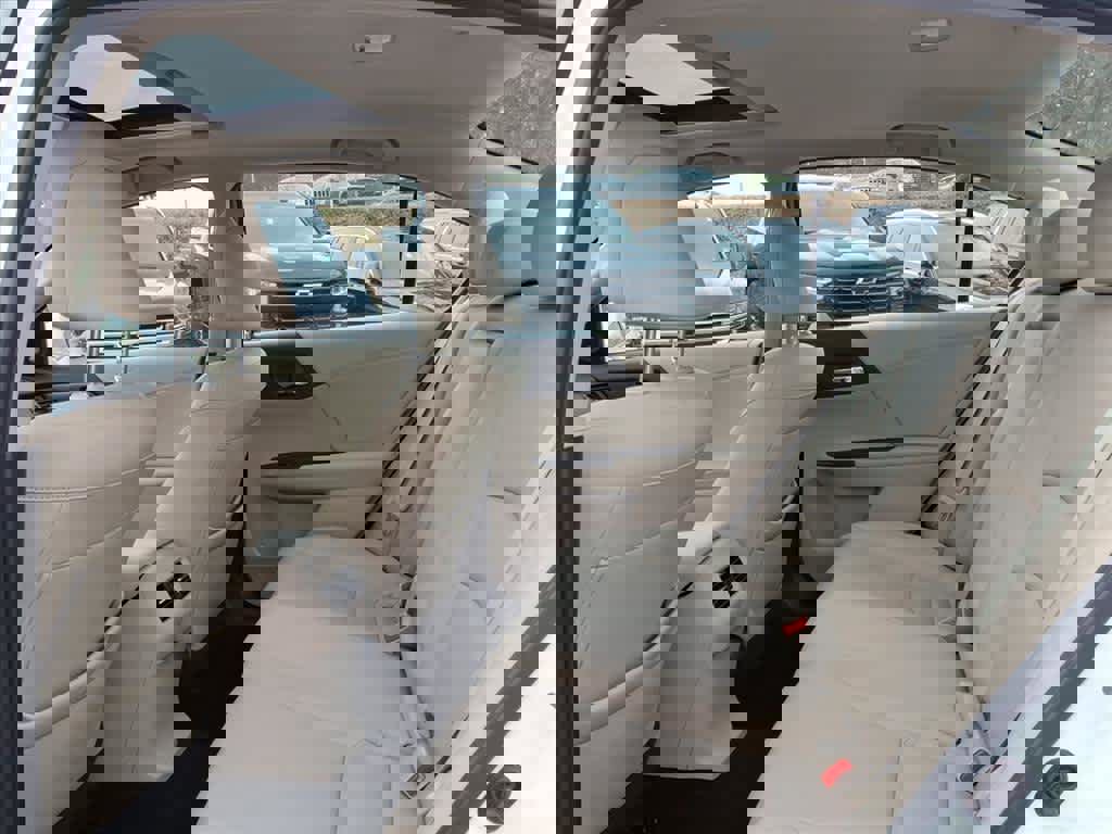 Used 2015 Honda Accord Touring image 21