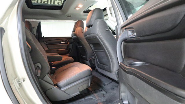 Used 2015 GMC Acadia SLE image 11