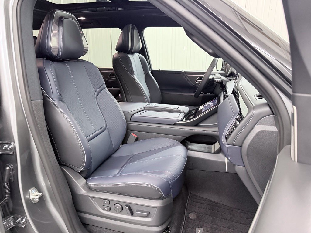 Certified 2026 INFINITI QX80 4WD w/ Sport Exterior Package image 49