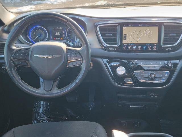 Used 2019 Chrysler Pacifica Touring Plus w/ S Appearance Package image 15