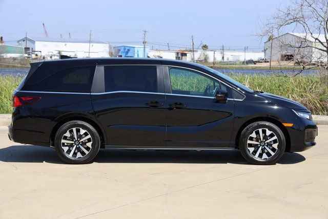 New 2026 Honda Odyssey EX-L image 4