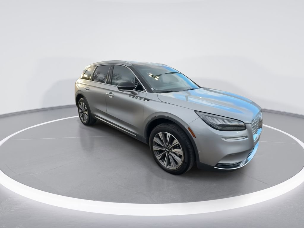 Used 2021 Lincoln Corsair Reserve w/ Equipment Group 201A AWD/4WD image 2