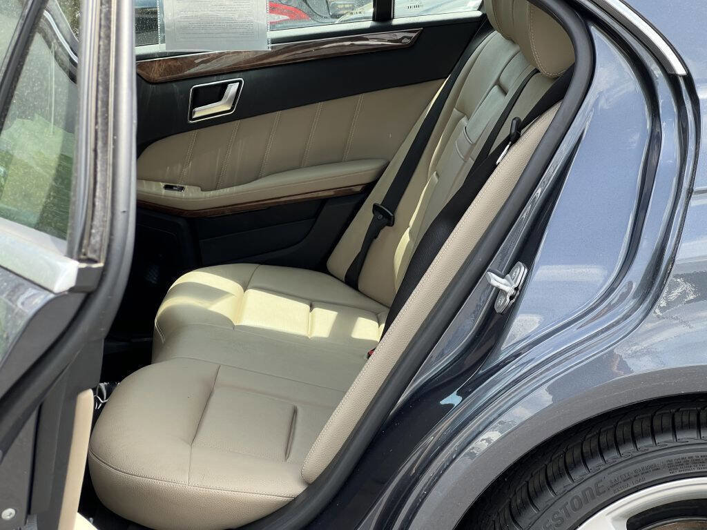 Used 2012 Mercedes-Benz E 350 Sedan image 15