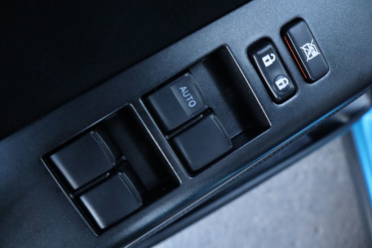 Used 2017 Toyota RAV4 XLE image 27