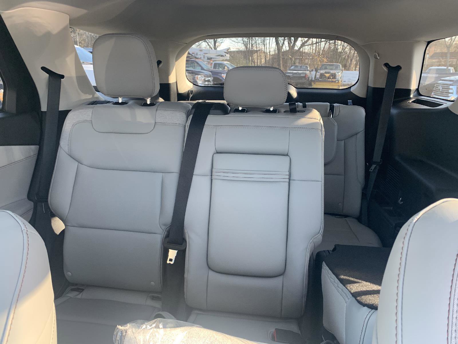 New 2025 Ford Explorer Active w/ Active Comfort Package image 21