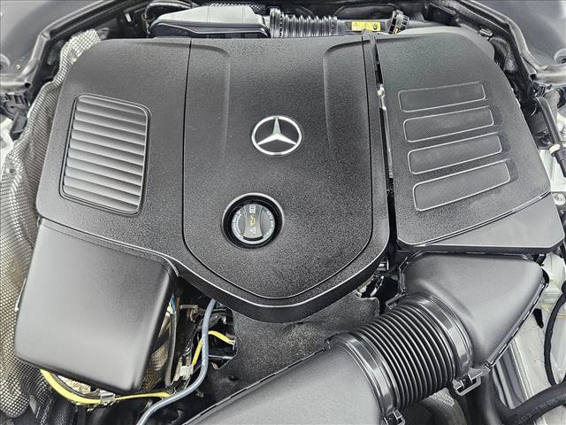 Used 2025 Mercedes-Benz C 300 Sedan image 21
