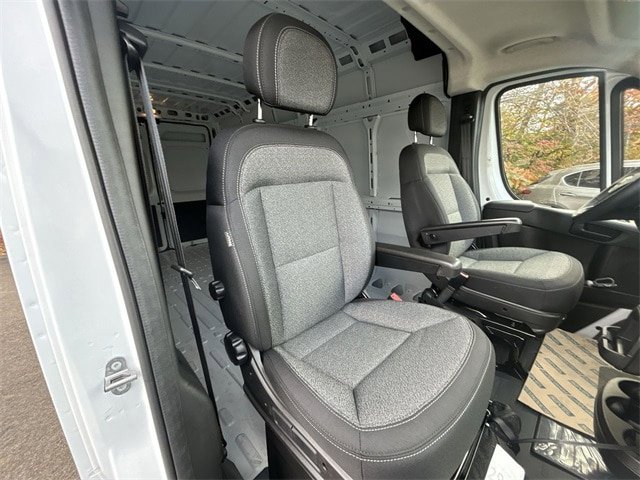 New 2026 RAM ProMaster 2500 w/ Cold Weather Group image 13