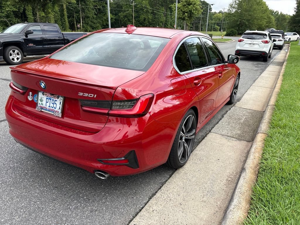 Used 2021 BMW 330i Sedan w/ Premium Package RWD image 5