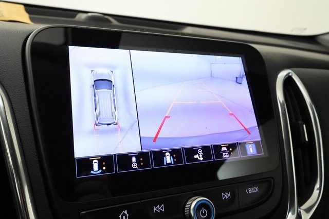 Used 2023 Chevrolet Equinox LT image 16