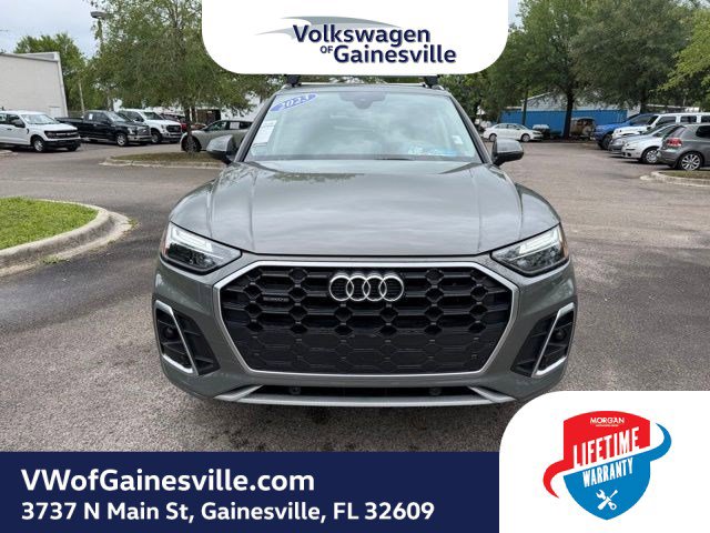 Used 2023 Audi Q5 2.0T Premium w/ Convenience Package AWD/4WD image 2