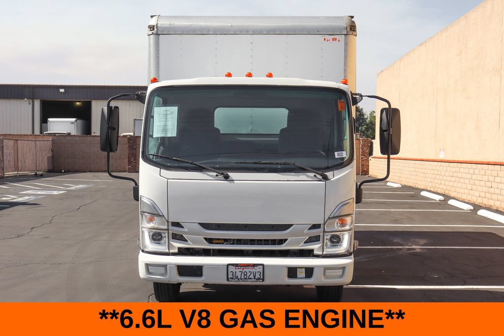 Used 2024 Isuzu NPR RWD image 3