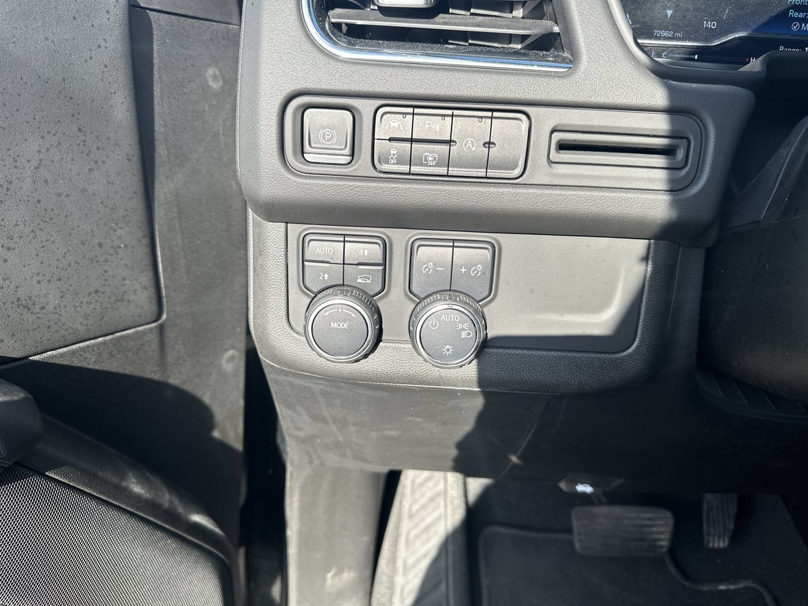 Certified 2023 Chevrolet Tahoe LT w/ Luxury Package AWD/4WD image 18