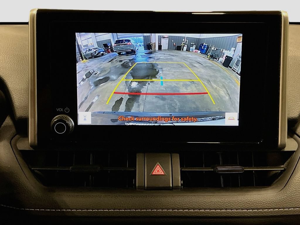 Used 2024 Toyota RAV4 XLE FWD image 18