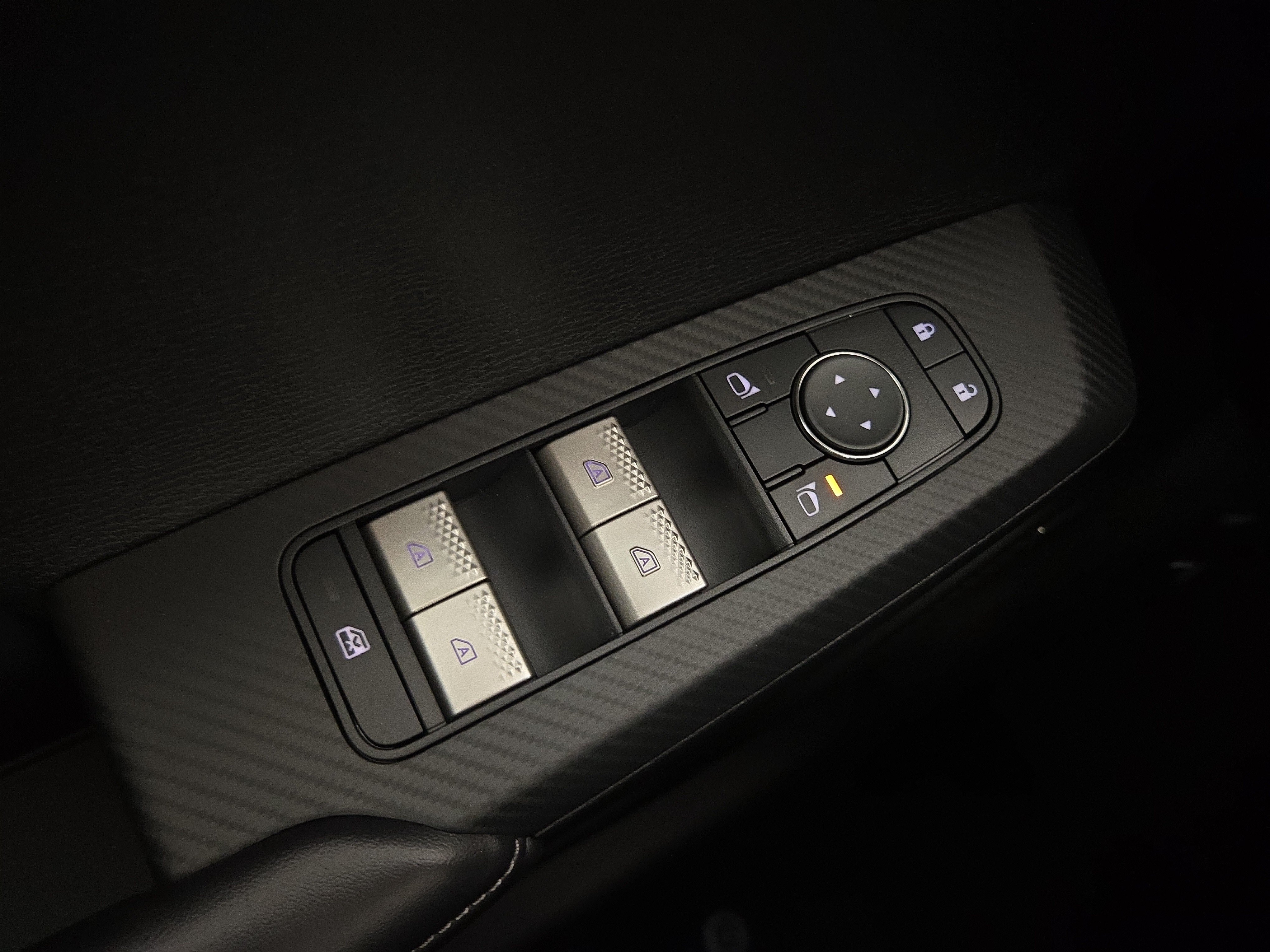 New 2026 Mitsubishi Outlander LE AWD/4WD image 27