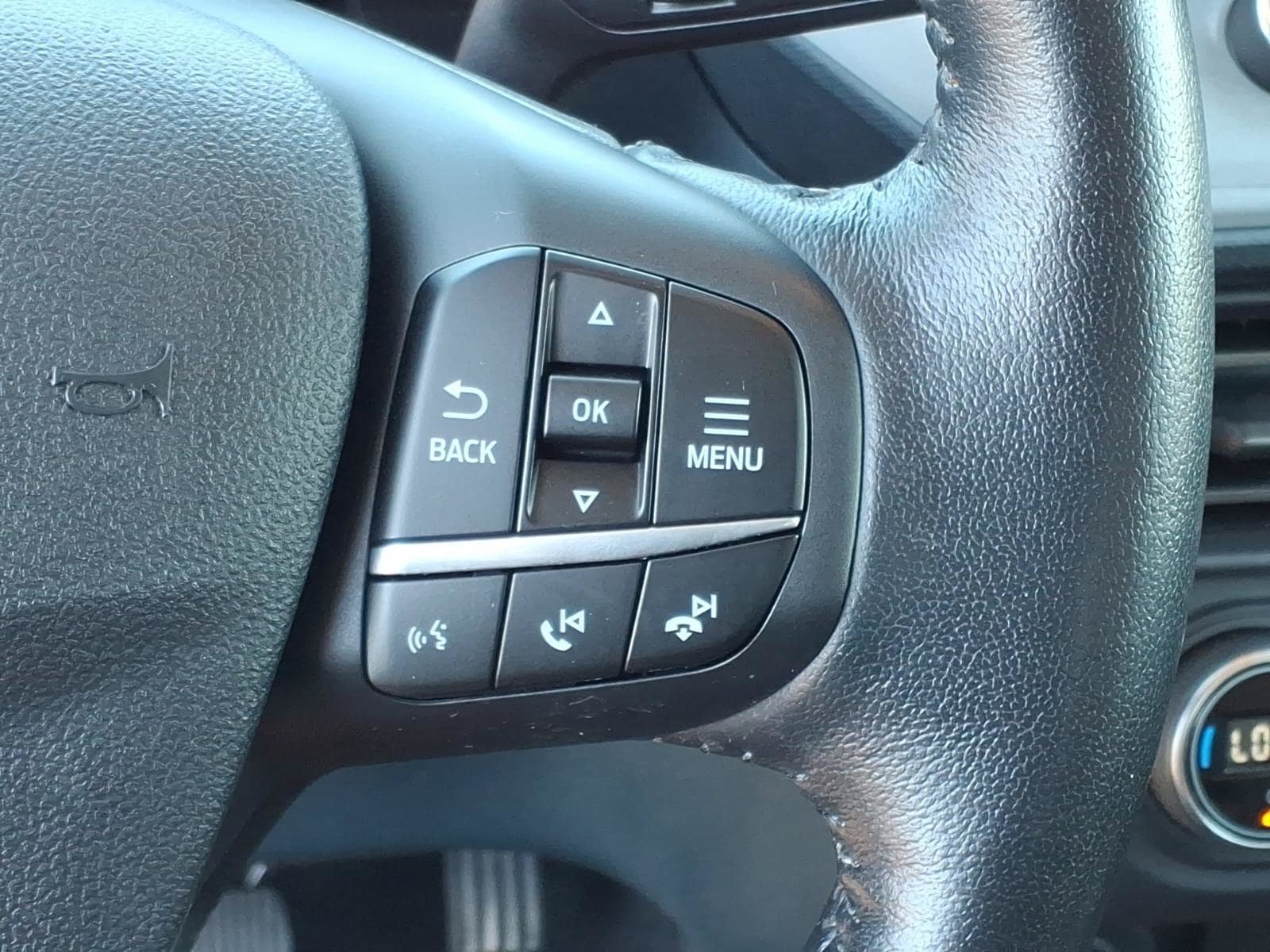 Certified 2022 Ford Maverick Lariat w/ Equipment Group 500A Standard AWD/4WD image 26