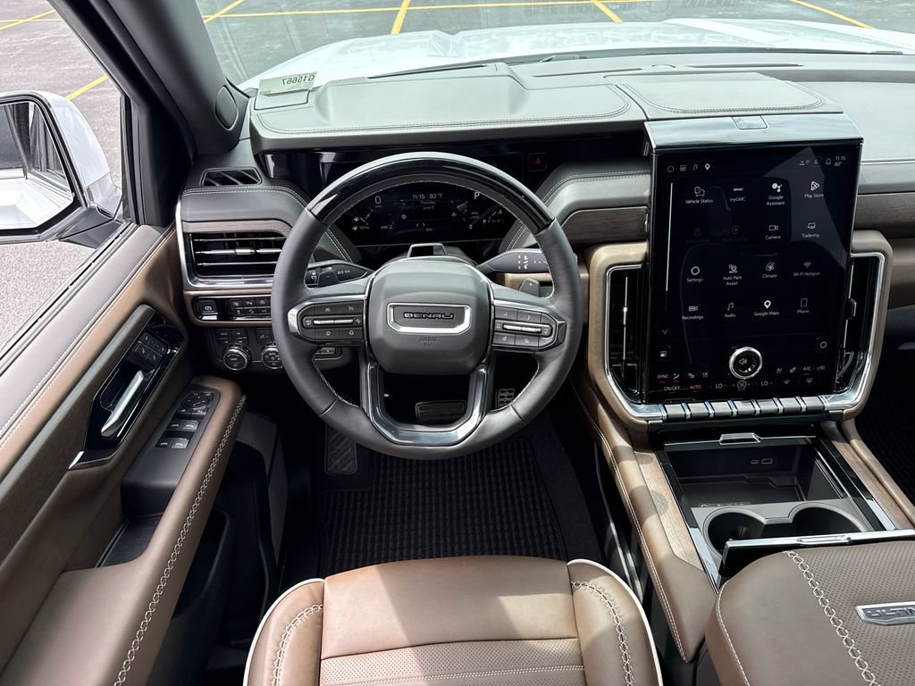 New 2026 GMC Yukon Denali Ultimate AWD/4WD image 28