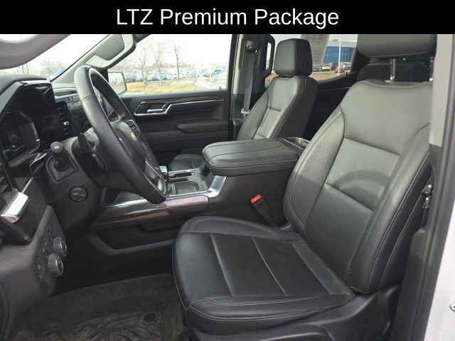 Used 2024 Chevrolet Silverado 1500 LTZ w/ LTZ Premium Package image 8