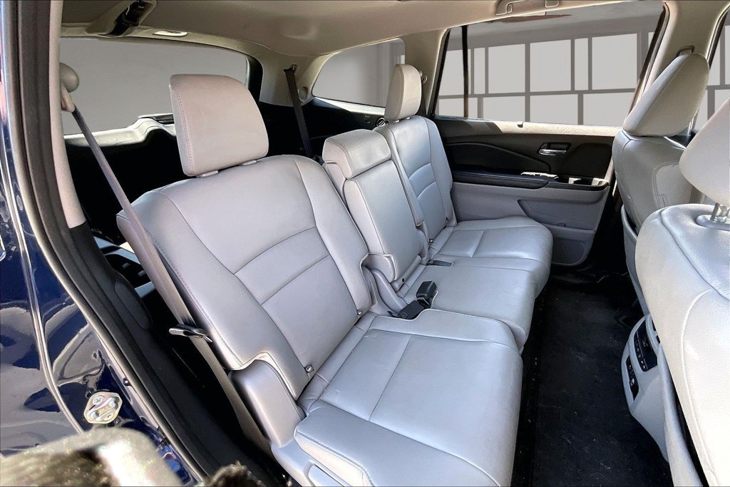 Used 2017 Honda Pilot Touring image 24