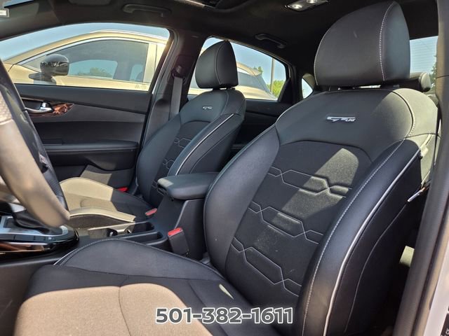 Used 2024 Kia Forte GT-Line w/ GT-Line Premium Package FWD image 6