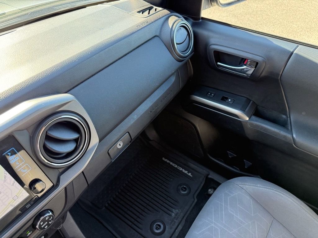 Used 2019 Toyota Tacoma TRD Off-Road image 28