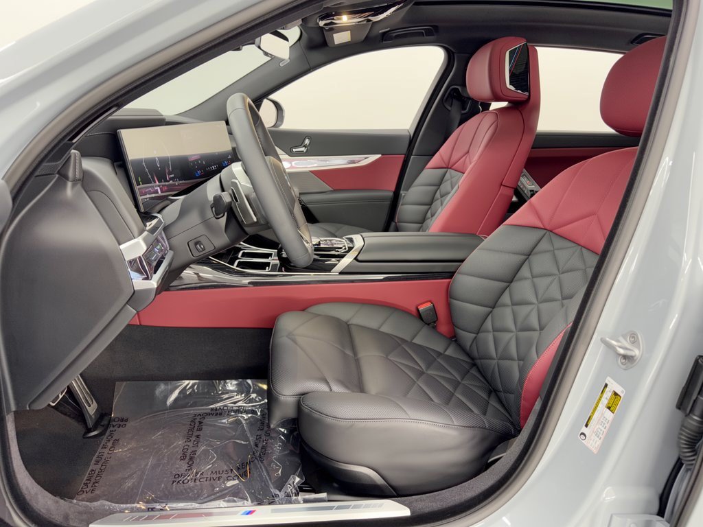 Certified 2026 BMW 740i RWD image 5
