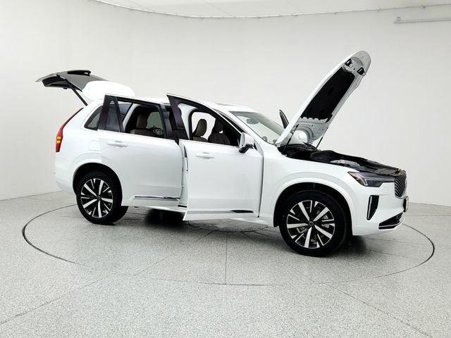 New 2026 Volvo XC90 B6 Core image 10