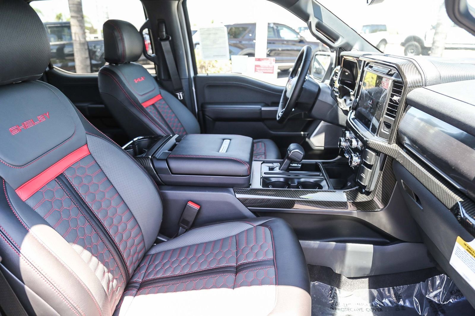 New 2025 Ford F150 Lariat w/ Equipment Group 502A High image 21