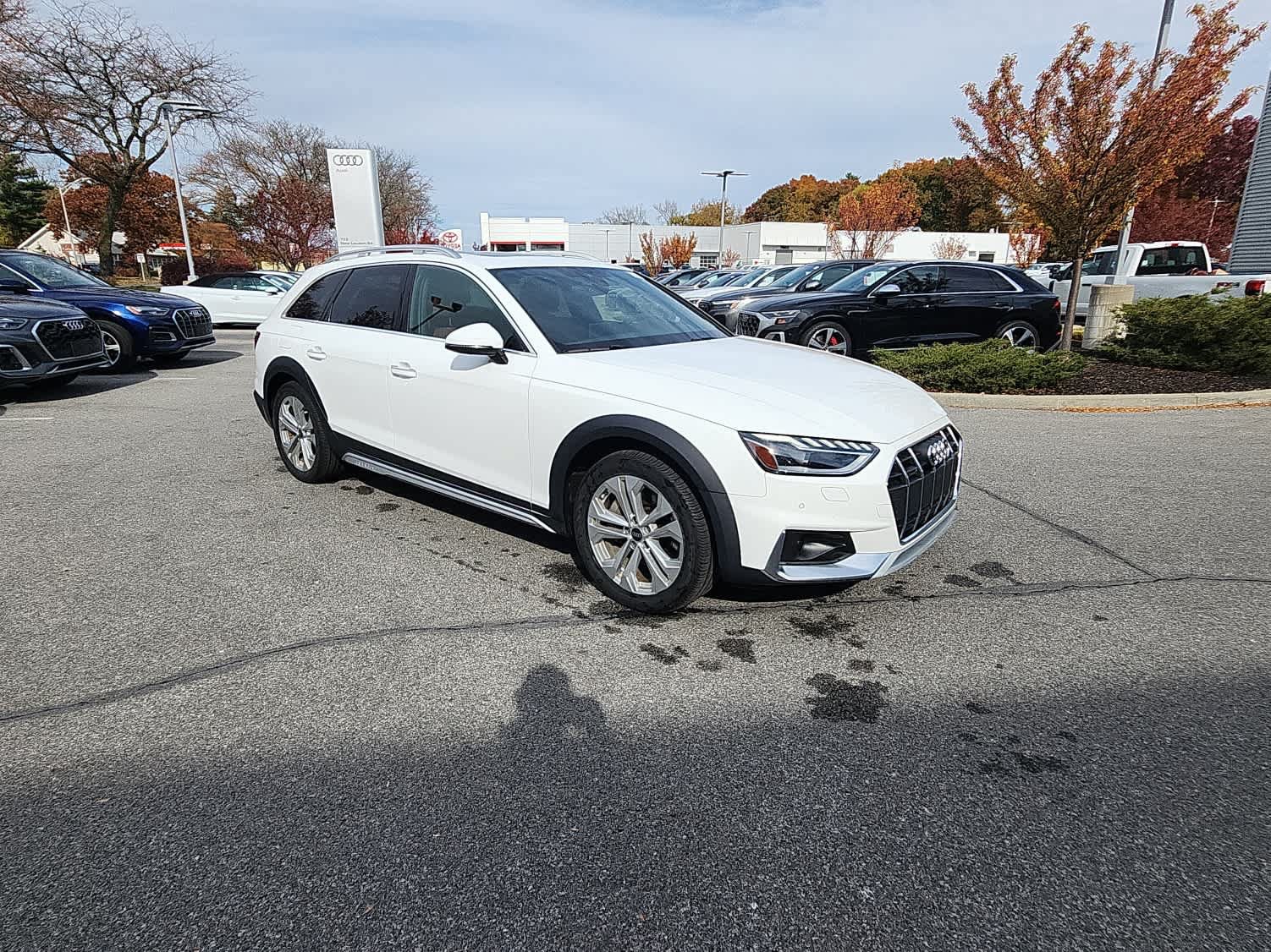 Used 2023 Audi A4 2.0T allroad Premium Plus AWD/4WD image 13