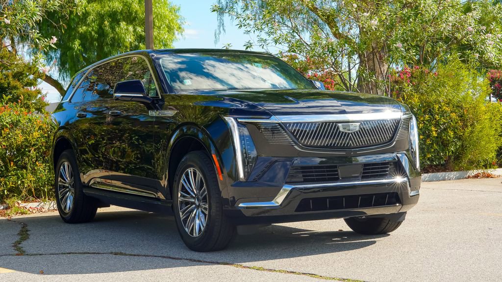 New 2026 Cadillac Escalade IQ Luxury 1 image 5