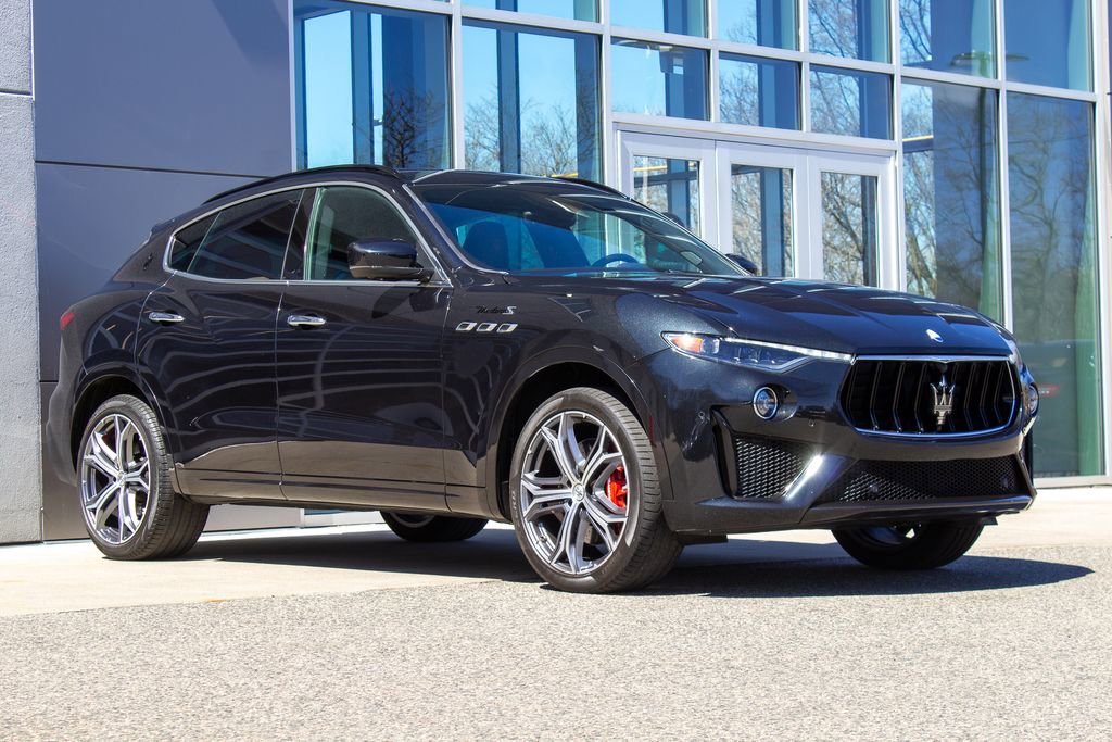 Used 2022 Maserati Levante Modena S image 3