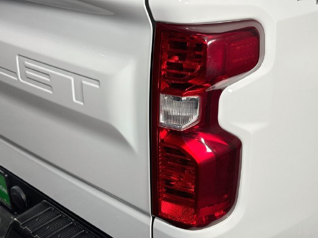 Used 2023 Chevrolet Silverado 1500 W/T w/ WT Value Package AWD/4WD image 29
