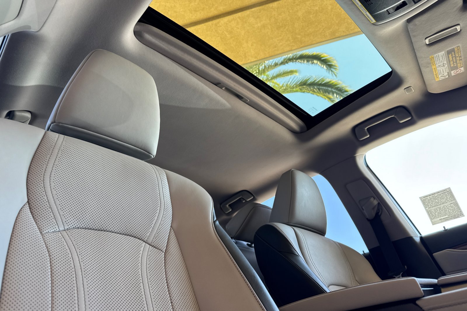 Used 2019 Lexus RX 350L FWD image 22