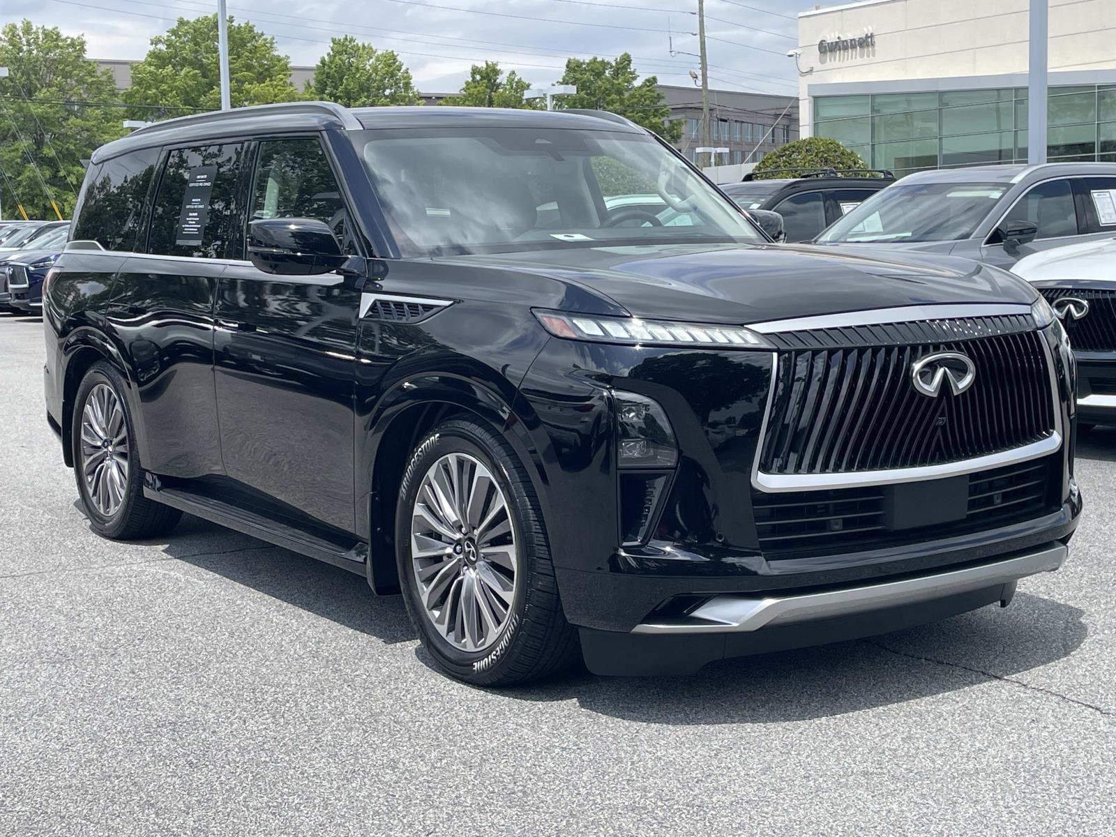 Used 2025 INFINITI QX80 Luxe w/ Cargo Package AWD/4WD image 5