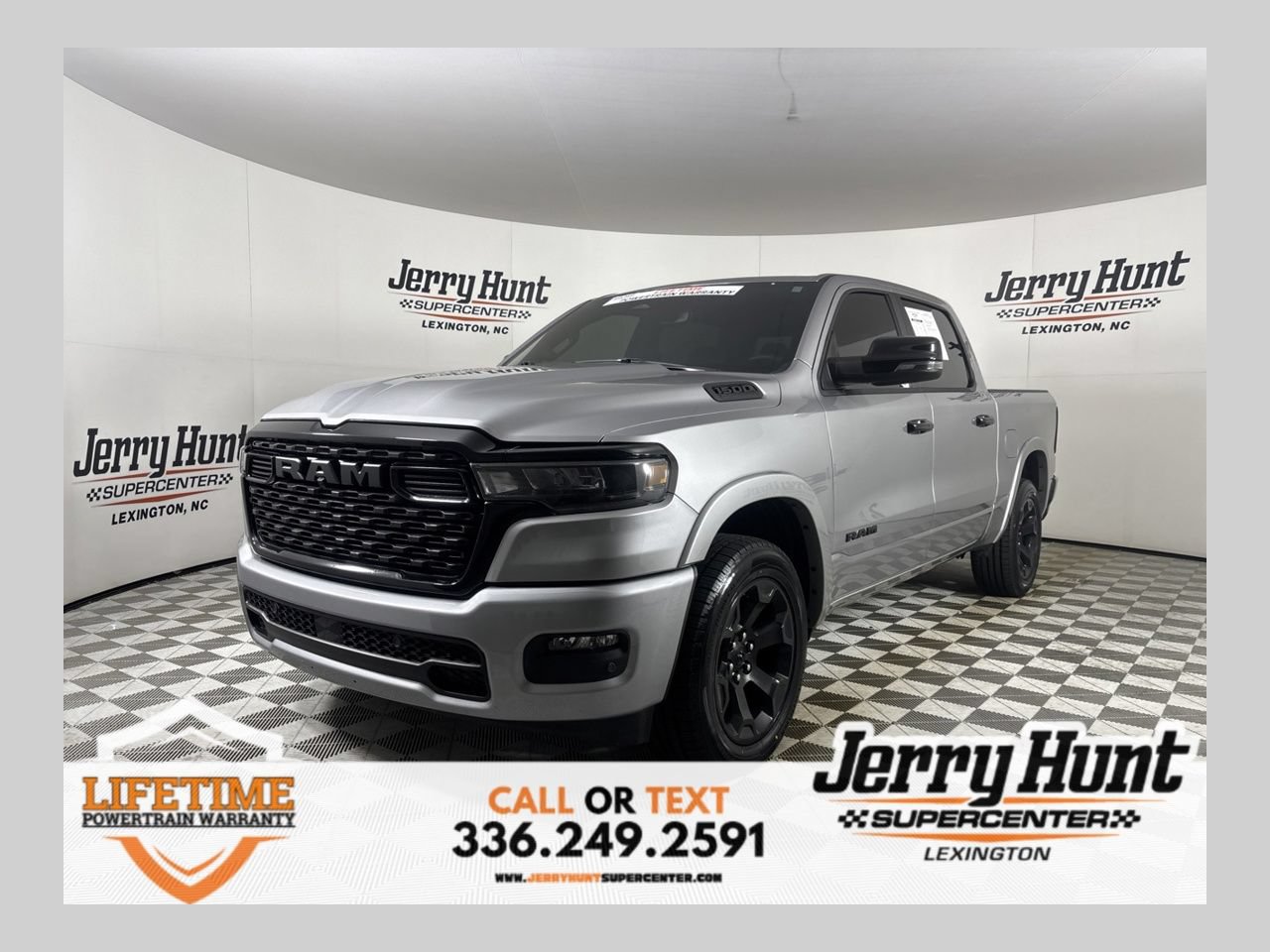Used 2025 RAM 1500 Big Horn AWD/4WD image 1