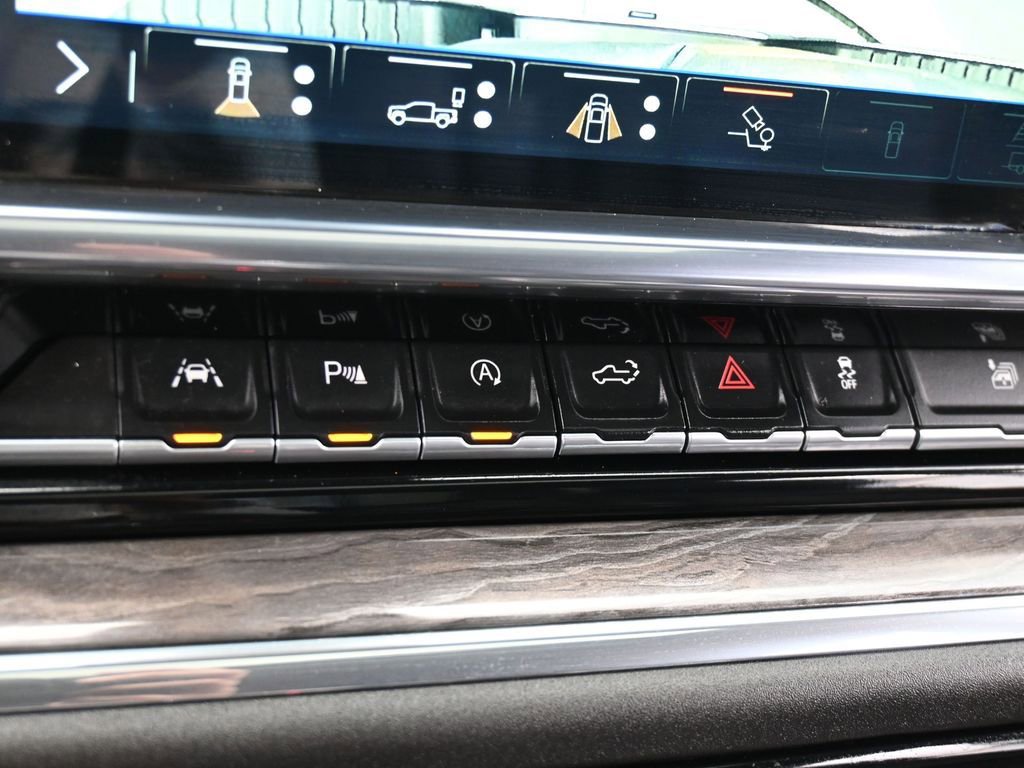 Used 2024 Chevrolet Silverado 1500 LTZ w/ LTZ Convenience Package II image 23