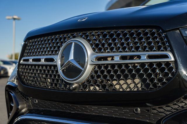 Certified 2024 Mercedes-Benz GLE 350 4MATIC w/ AMG Line Exterior image 12