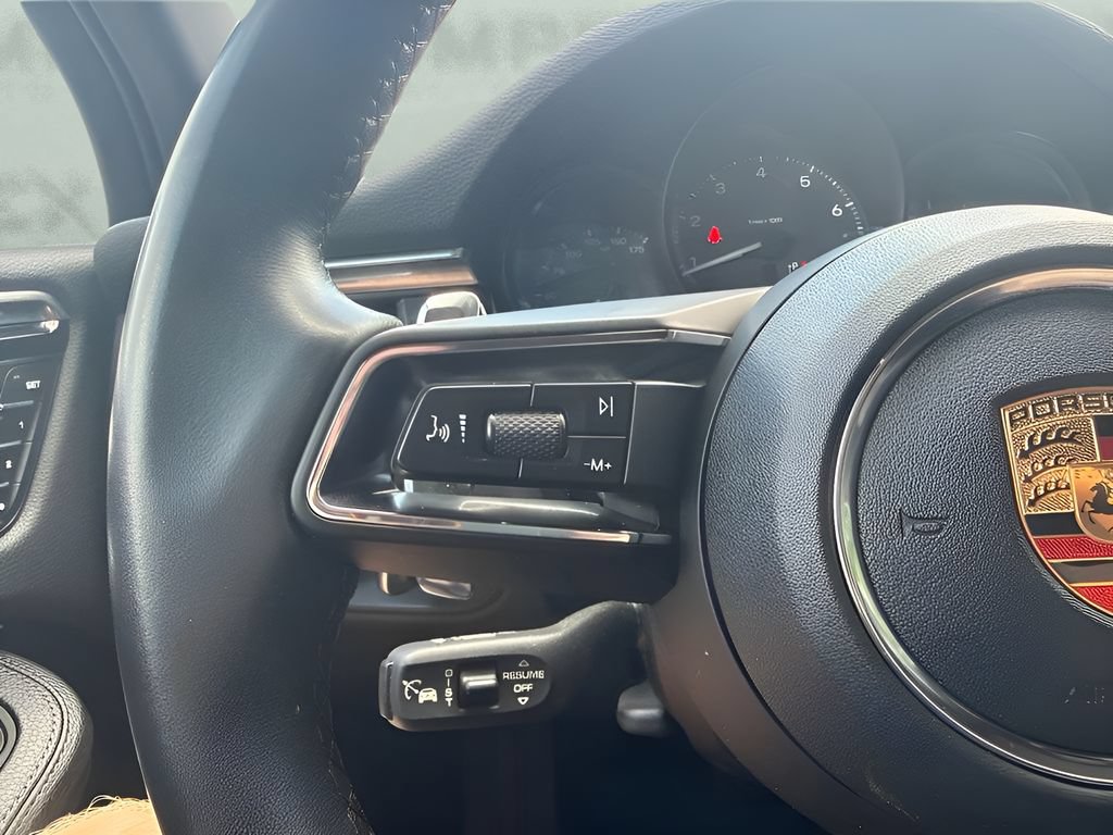 Used 2023 Porsche Macan Turbo AWD/4WD image 25