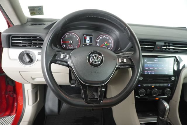 Used 2020 Volkswagen Passat 2.0T SE w/ Sunroof Package image 23