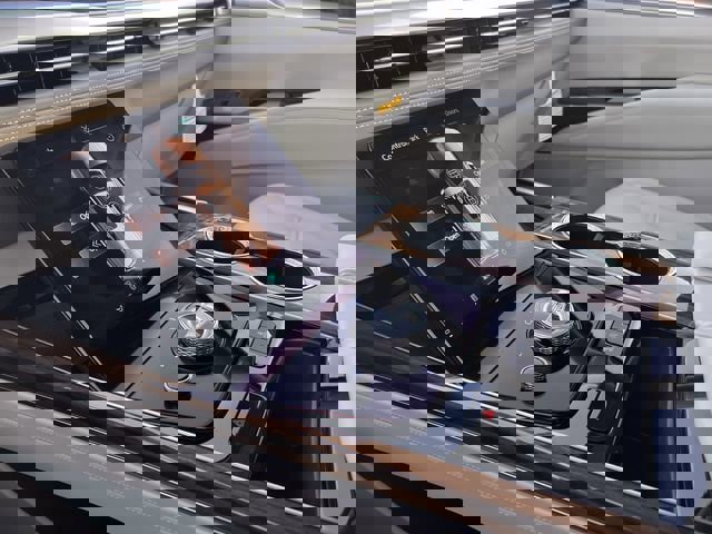 Certified 2025 Cadillac Escalade ESV Sport Platinum w/ LPO, ONYX Package image 17