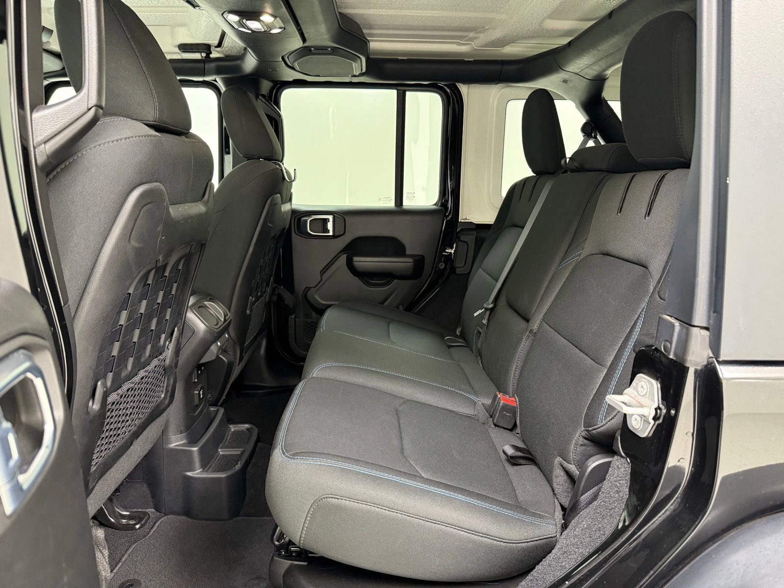 Used 2021 Jeep Wrangler Unlimited Rubicon 4xe w/ Dual Top Group image 26