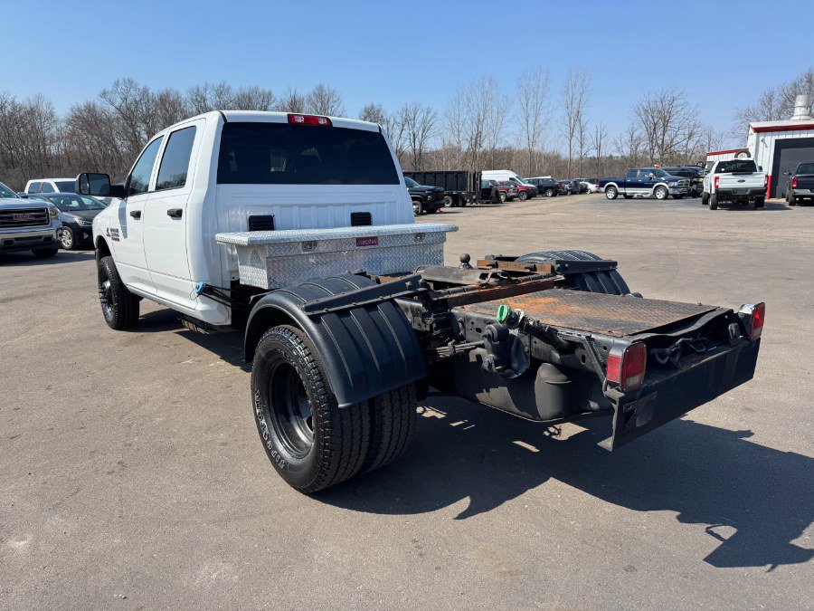 Used 2017 RAM 3500 Tradesman w/ Chrome Appearance Group image 3