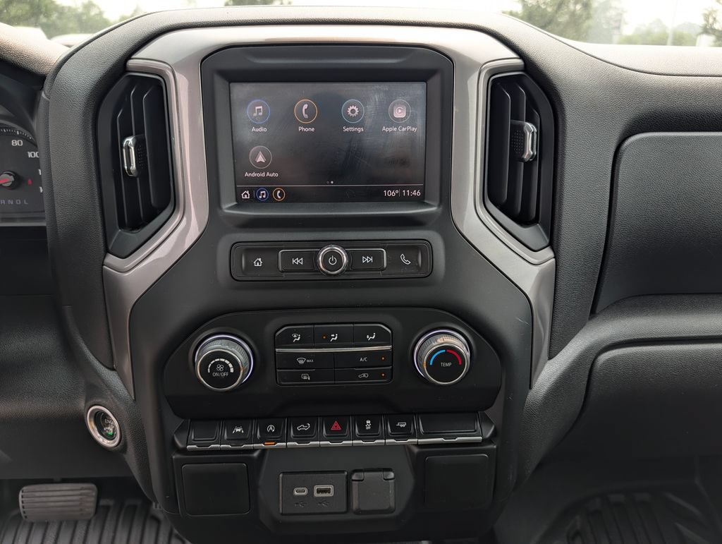 Used 2022 Chevrolet Silverado 1500 W/T RWD image 3