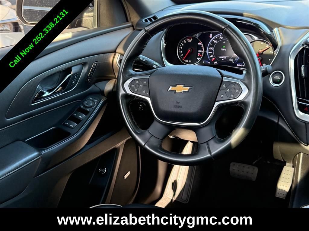 Used 2023 Chevrolet Traverse Premier AWD/4WD image 12