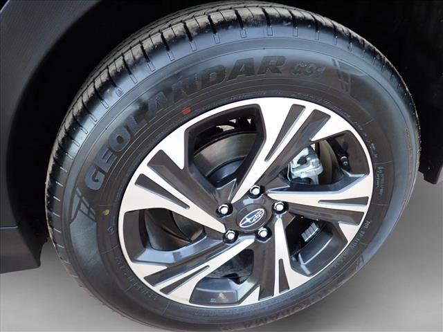Certified 2025 Subaru Crosstrek 2.0i Premium w/ Crosstrek Mirror Package image 7